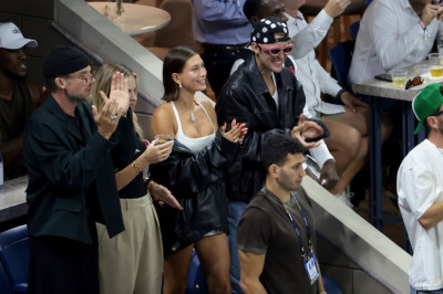 01.09 | Justin e Hailey Bieber no US Open de Tênis.