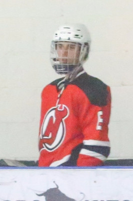 11.01 | Justin Bieber jogando hóquei no Los Angeles Kings Valley Ice Center em Ventura, Califórnia