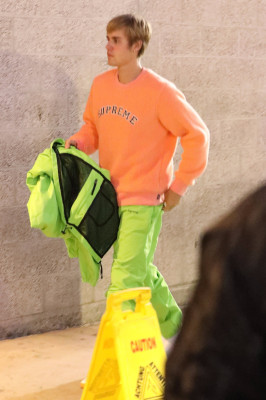 11.04 | Justin Bieber deixando à Hillsong Conference em Los Angeles, CA