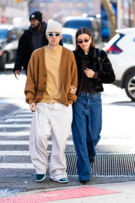 24.01 | Justin e Hailey Bieber em Nova York.