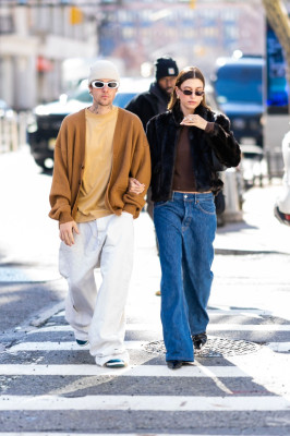 24.01 | Justin e Hailey Bieber em Nova York.