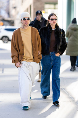 24.01 | Justin e Hailey Bieber em Nova York.