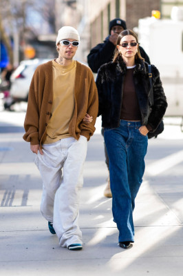 24.01 | Justin e Hailey Bieber em Nova York.