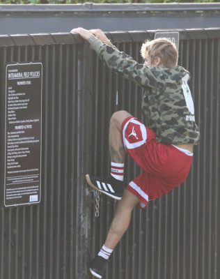 11.07 | Justin Bieber em Los Angeles, California
