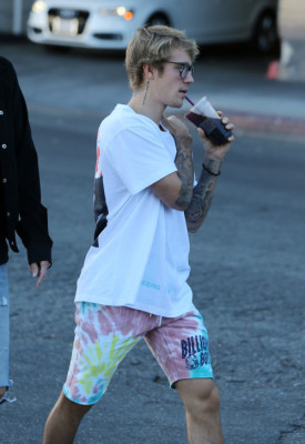 11.08 | Justin Bieber em Los Angeles, Califórnia