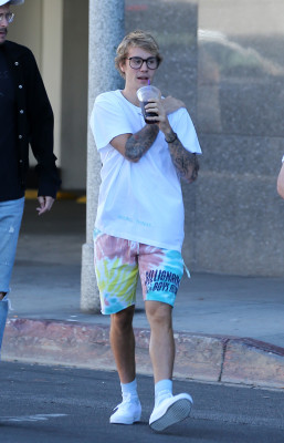 11.08 | Justin Bieber em Los Angeles, Califórnia