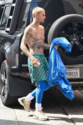 22.05 | Justin Bieber em Los Angeles, Califórnia.