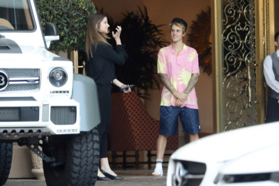11.09 | Justin Bieber no hotel Montage em Beverly Hills, CA