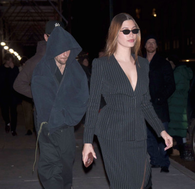 07.02 | Justin e Hailey Bieber em Nova York.