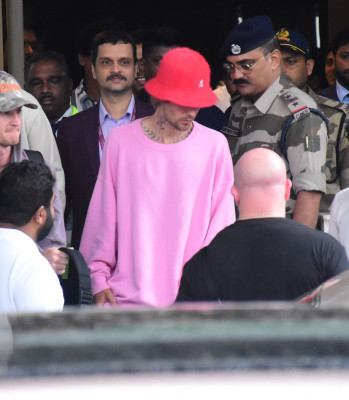 05.07 | Justin Bieber em Mumbai, Índia.