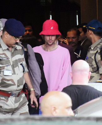 05.07 | Justin Bieber em Mumbai, Índia.