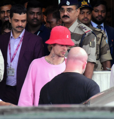 05.07 | Justin Bieber em Mumbai, Índia.