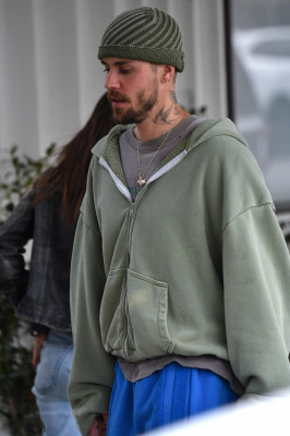 29.05 | Em um food truck de bagels em West Hollywood