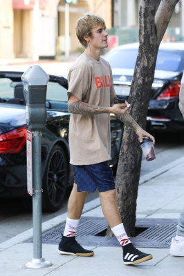 30.11 | Justin Bieber e Jeremy Bieber em Beverly Hills, Califórnia