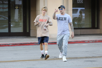 30.11 | Justin Bieber e Jeremy Bieber em Beverly Hills, Califórnia