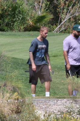 09.06 | Justin e Neima Khaila jogando golf em Los Angeles