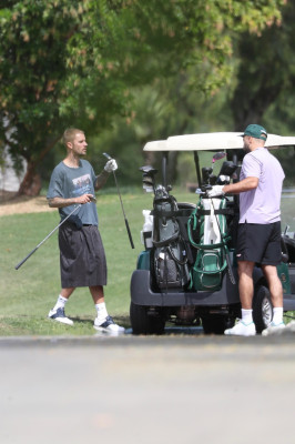 09.06 | Justin e Neima Khaila jogando golf em Los Angeles
