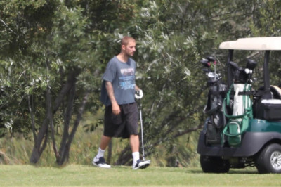 09.06 | Justin e Neima Khaila jogando golf em Los Angeles