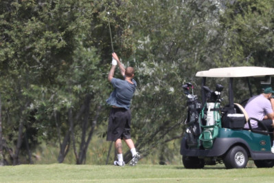 09.06 | Justin e Neima Khaila jogando golf em Los Angeles