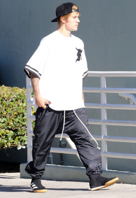 30.11 | Justin Bieber em Studio City, Califórnia