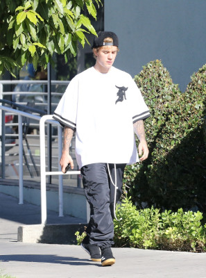 30.11 | Justin Bieber em Studio City, Califórnia