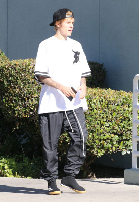 30.11 | Justin Bieber em Studio City, Califórnia