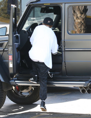 30.11 | Justin Bieber em Studio City, Califórnia