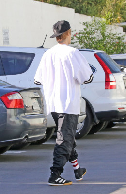 30.11 | Justin Bieber em Studio City, Califórnia