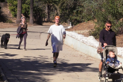12.05 | Justin Bieber no Runyon Canyon Park em Los Angeles, Califórnia