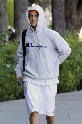 12.05 | Justin Bieber em Los Angeles, na Califórnia
