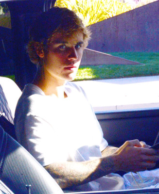 12.05 | Justin Bieber em Beverly Hills, na Califórnia