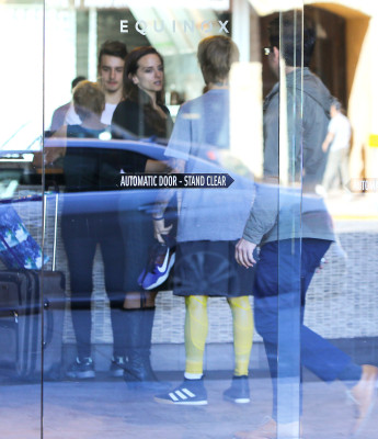 12.07 | Justin Bieber chegando no Equinox em Beverly Hills, Califórnia