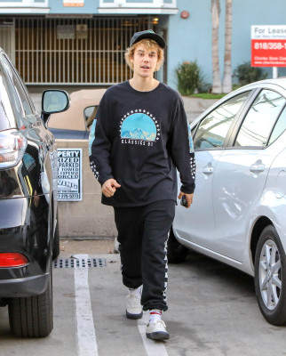 14.12 | Justin Bieber em Calabasas, Califórnia