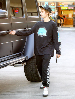 14.12 | Justin Bieber em Calabasas, Califórnia