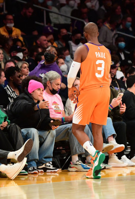 22.10 | October 22 - Phoenix Suns v Los Angeles Lakers