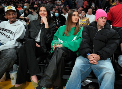 22.10 | October 22 - Phoenix Suns v Los Angeles Lakers