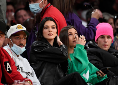 22.10 | October 22 - Phoenix Suns v Los Angeles Lakers