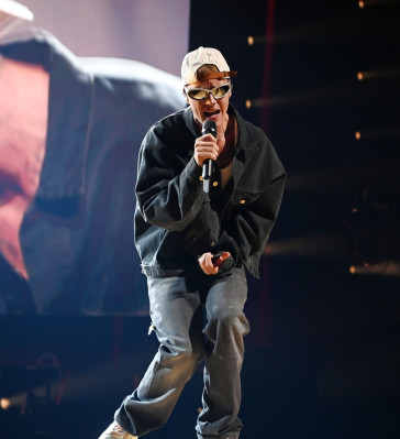 02.10 | Se apresentando no evento da Shaquille O’Neal Foundation