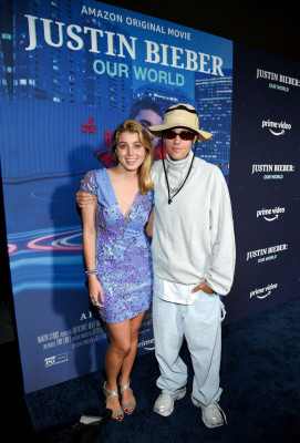 14.09 | Exibição especial de “Justin Bieber: Our World” em Nova York