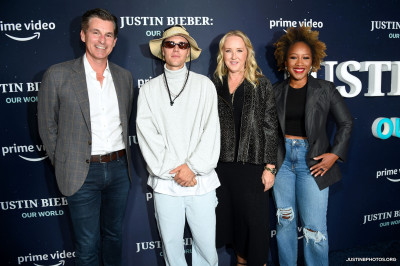 14.09 | Exibição especial de “Justin Bieber: Our World” em Nova York