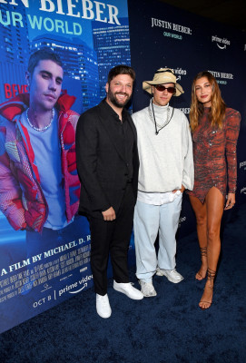 14.09 | Exibição especial de “Justin Bieber: Our World” em Nova York