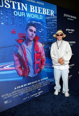 14.09 | Exibição especial de “Justin Bieber: Our World” em Nova York
