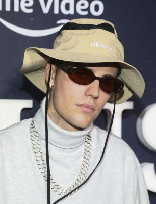 14.09 | Exibição especial de “Justin Bieber: Our World” em Nova York