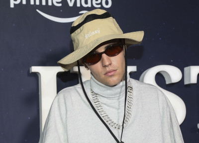 14.09 | Exibição especial de “Justin Bieber: Our World” em Nova York