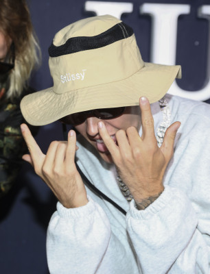 14.09 | Exibição especial de “Justin Bieber: Our World” em Nova York