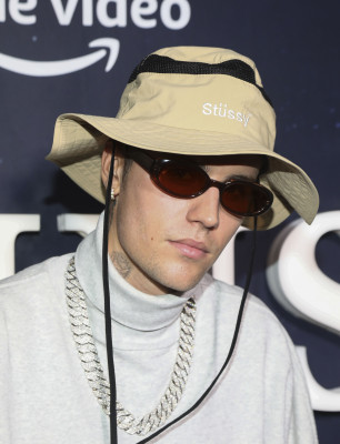 14.09 | Exibição especial de “Justin Bieber: Our World” em Nova York