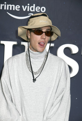 14.09 | Exibição especial de “Justin Bieber: Our World” em Nova York