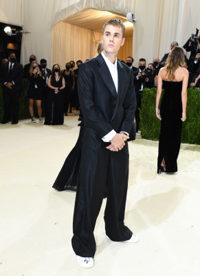 13.09 | Chegando no Met Gala 2021 — “In America: A Lexicon of Fashion”
