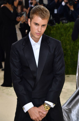 13.09 | Chegando no Met Gala 2021 — “In America: A Lexicon of Fashion”