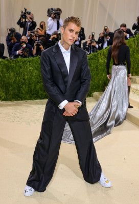 13.09 | Chegando no Met Gala 2021 — “In America: A Lexicon of Fashion”
